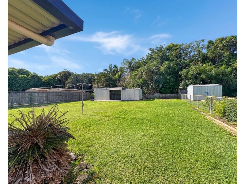 4 Roy Street, Sarina QLD 4737