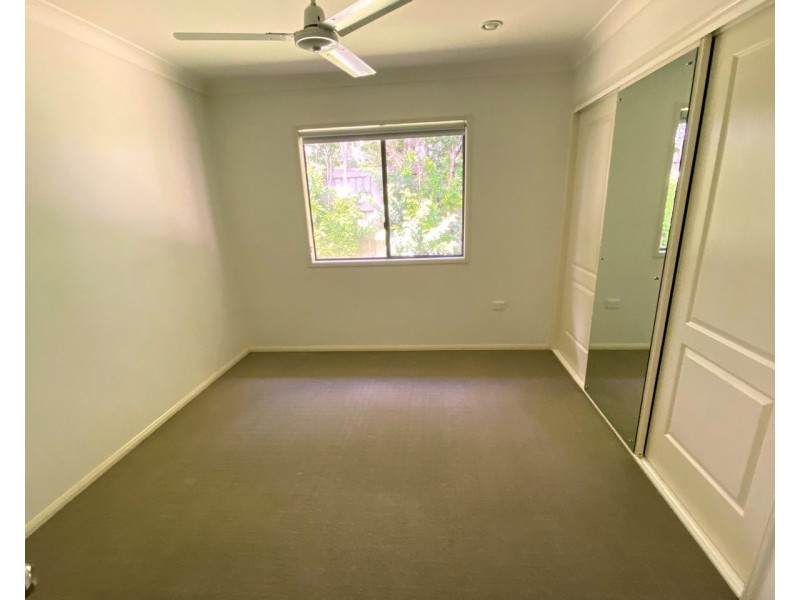 16 Woden Crescent, Ooralea QLD 4740