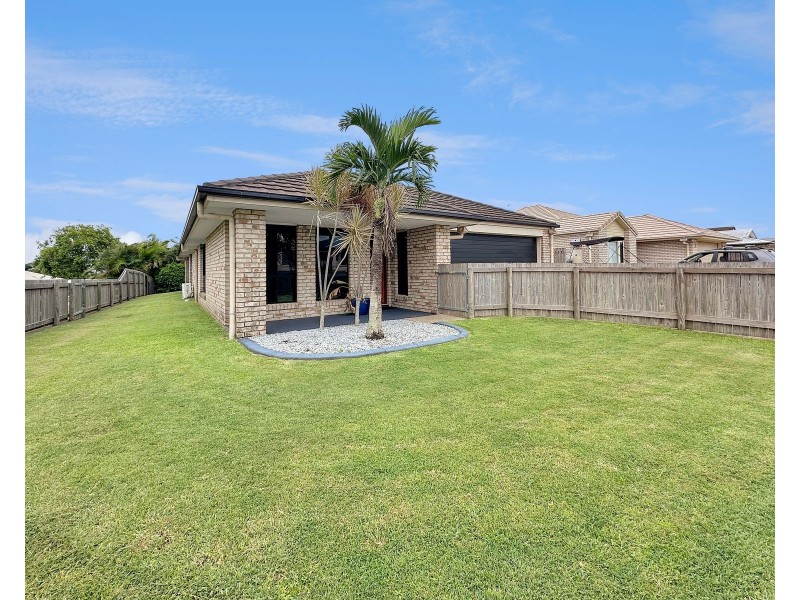 1 Crestview Crescent, Bucasia QLD 4750