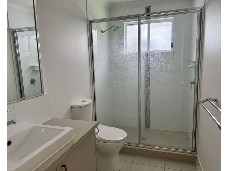 2/9 Swan Street, Armstrong Beach QLD 4737