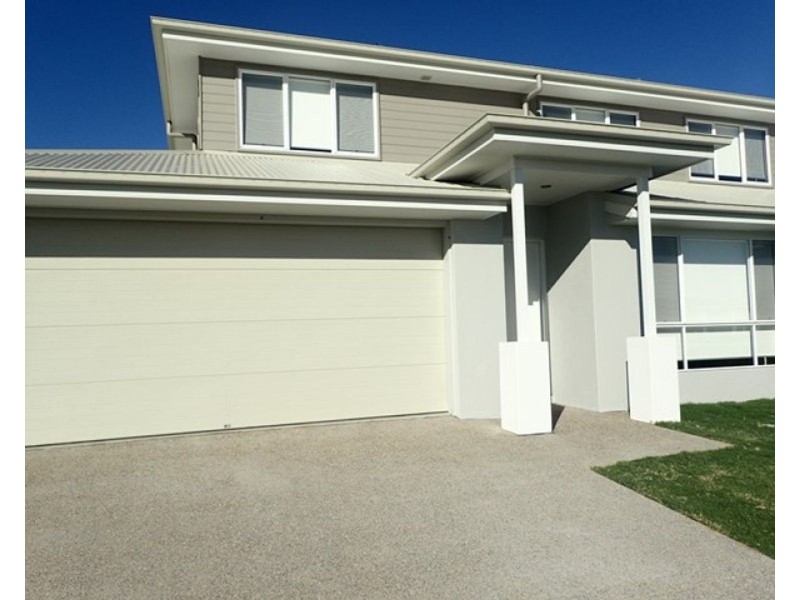 2/2 Billabong Crescent, Bakers Creek QLD 4740