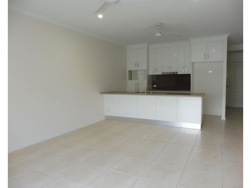 2/42 Mary Street, West Mackay QLD 4740