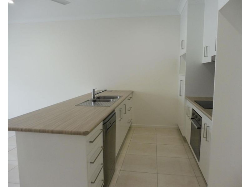 2/42 Mary Street, West Mackay QLD 4740