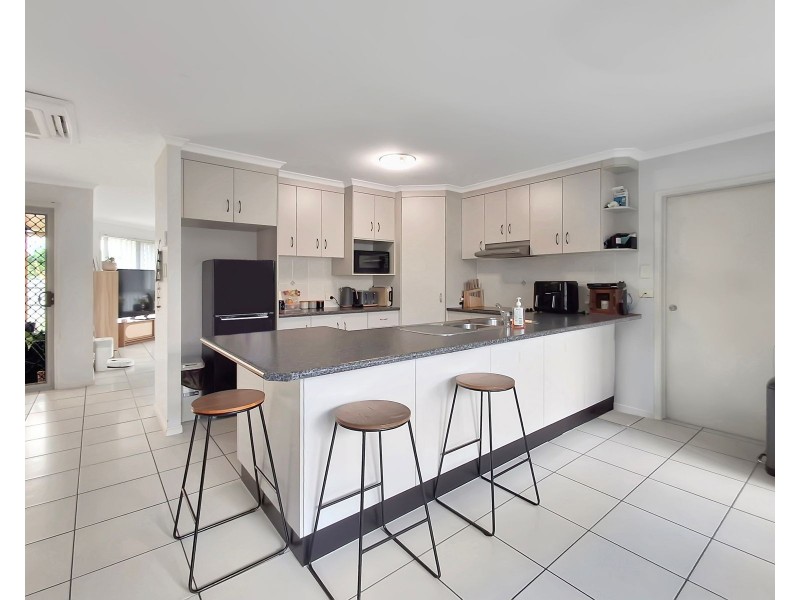 19 Jasmine Drive, Blacks Beach QLD 4740