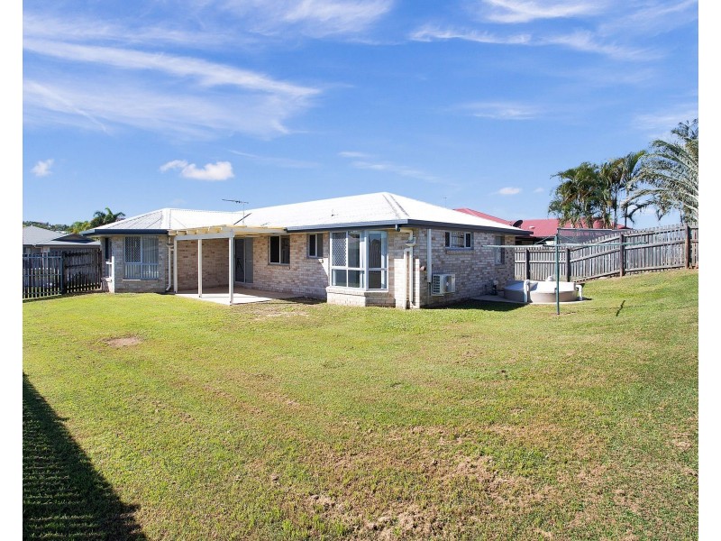 19 Jasmine Drive, Blacks Beach QLD 4740