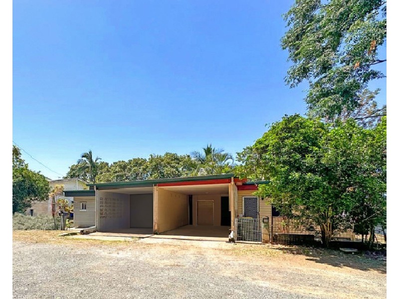 30 Langdon Street, Sarina QLD 4737