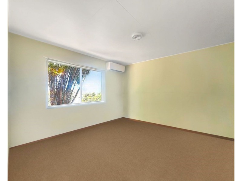 30 Langdon Street, Sarina QLD 4737