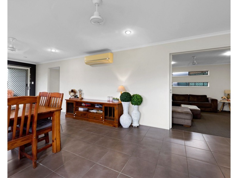 89 Montgomery Street, Rural View QLD 4740