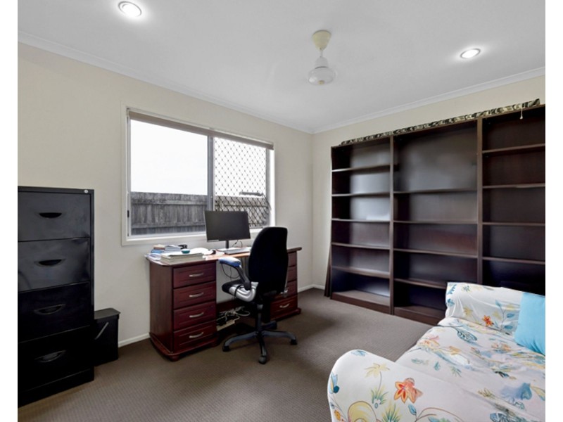 89 Montgomery Street, Rural View QLD 4740