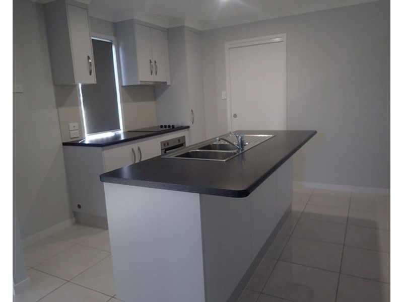 1/77 Maranark Avenue, Glenella QLD 4740