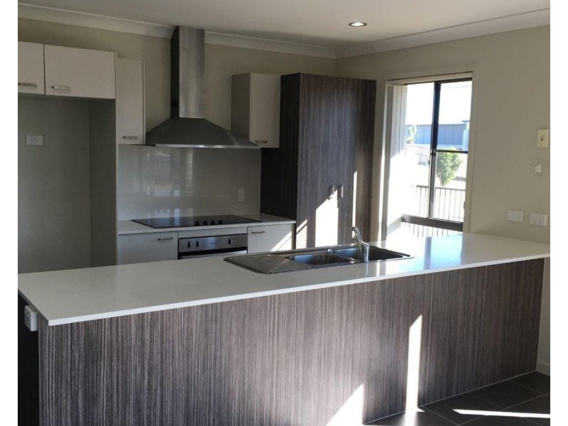 3-5 Highcrest Court, Bucasia QLD 4750