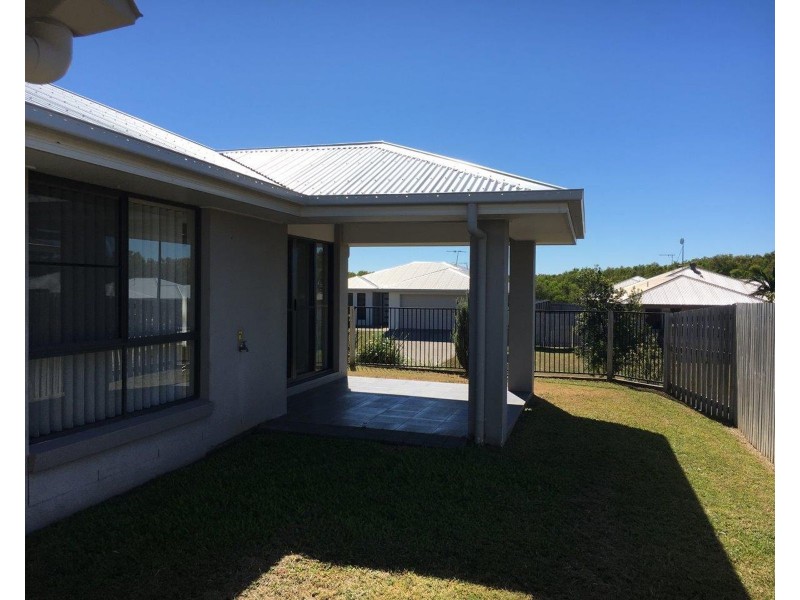 3-5 Highcrest Court, Bucasia QLD 4750