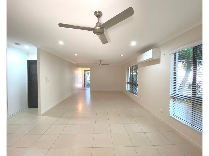 2/28 Dustwill Street, Eimeo QLD 4740