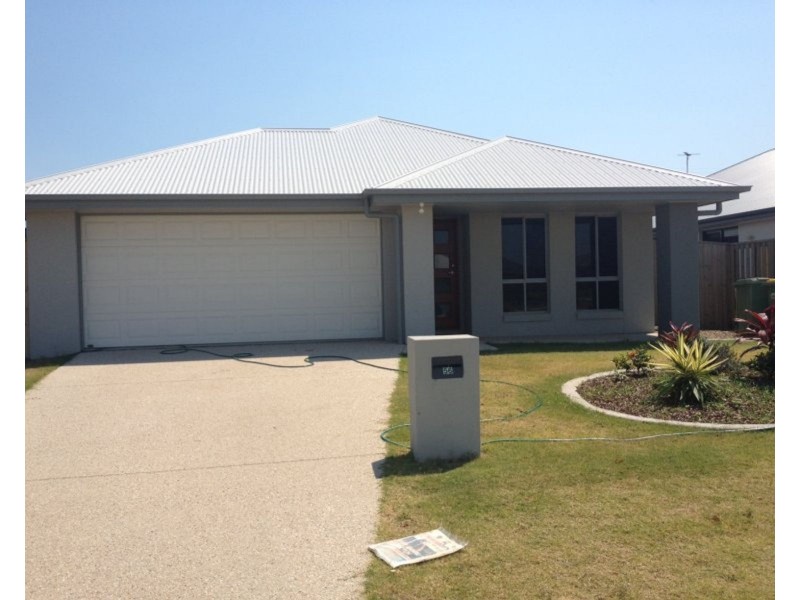 56 Schooner Avenue, Shoal Point QLD 4750