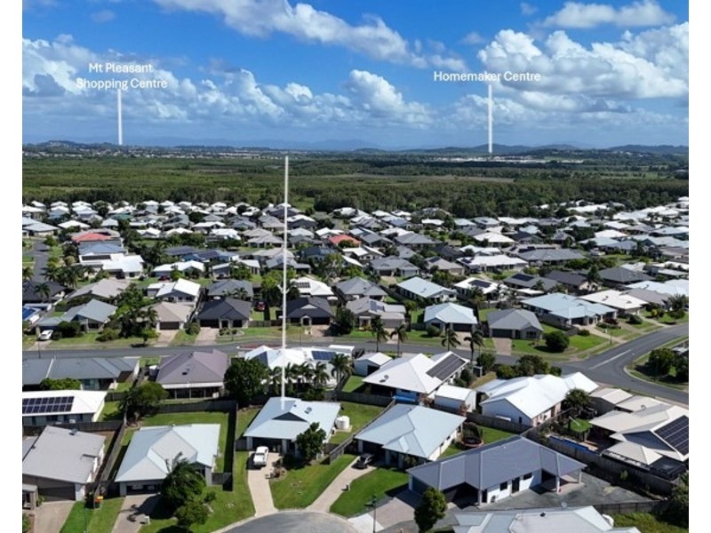 7 Peregian Court, Blacks Beach QLD 4740