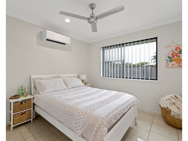 7 Peregian Court, Blacks Beach QLD 4740
