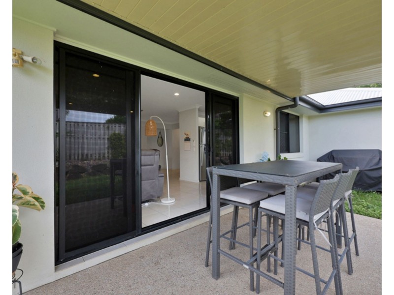 7 Peregian Court, Blacks Beach QLD 4740