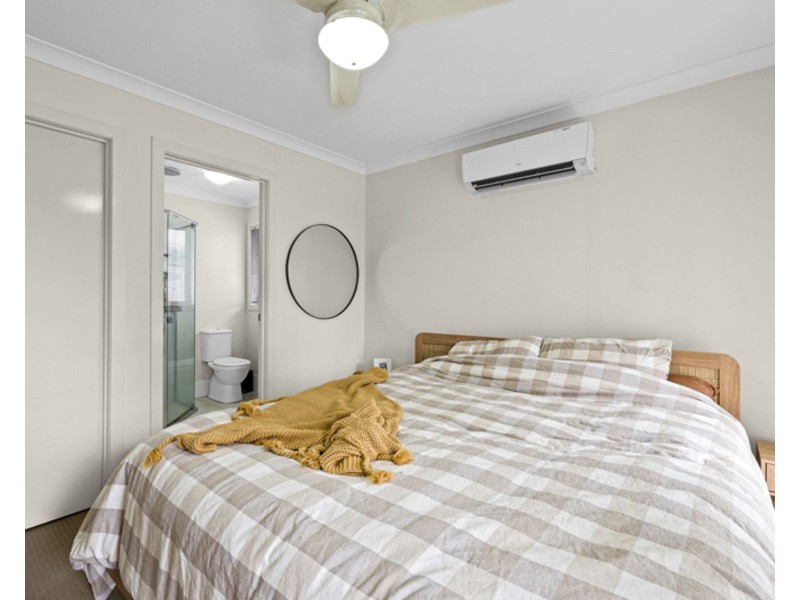 1&2/46 Superior Boulevard, Andergrove QLD 4740