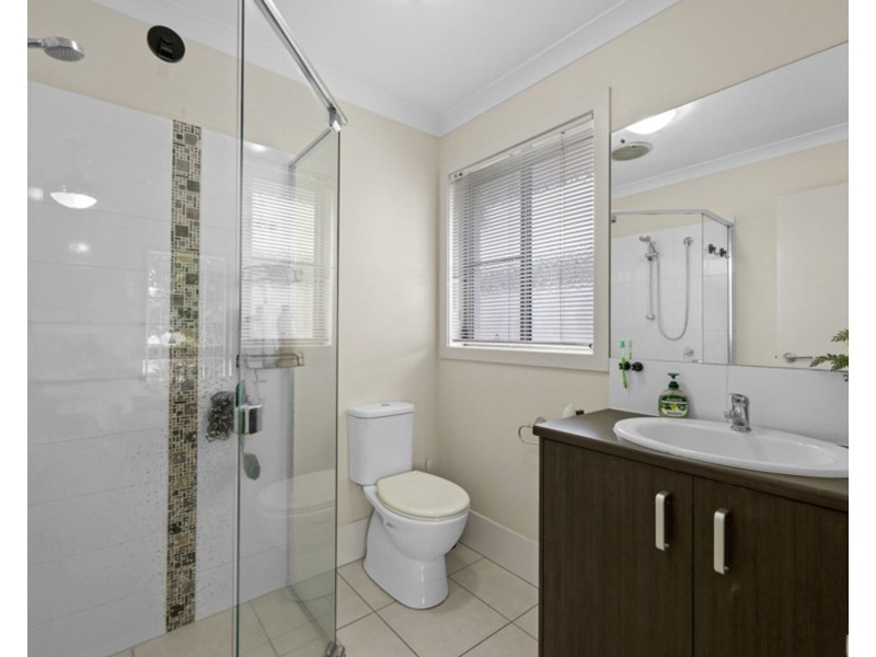 1&2/46 Superior Boulevard, Andergrove QLD 4740