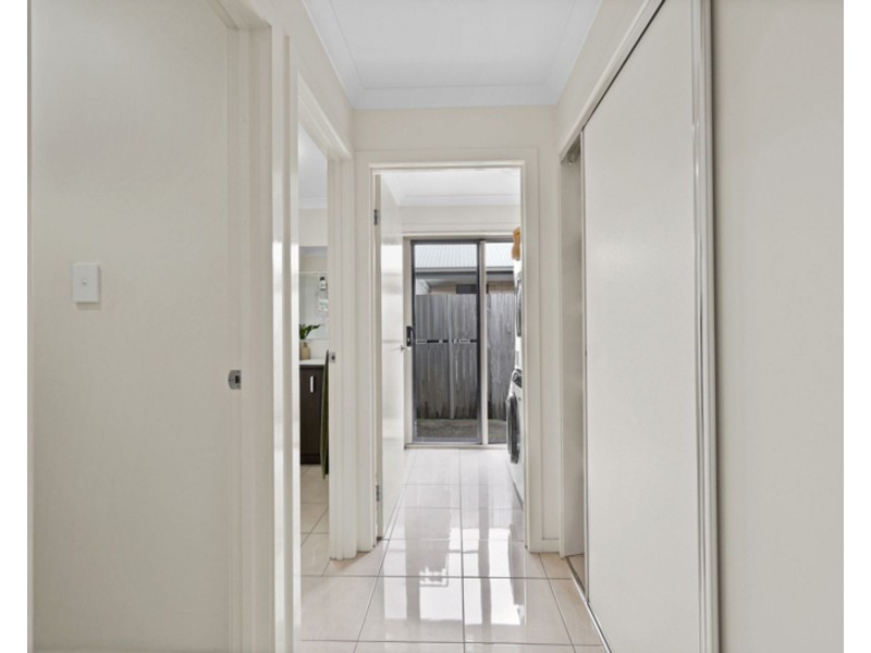 1&2/46 Superior Boulevard, Andergrove QLD 4740