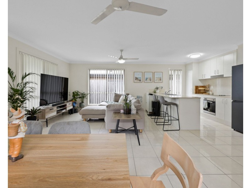 1&2/46 Superior Boulevard, Andergrove QLD 4740