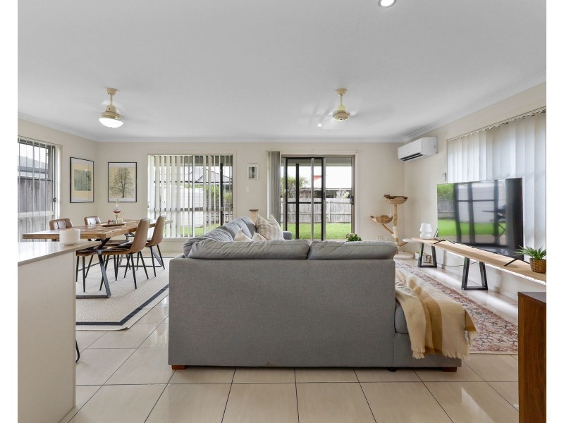 1&2/46 Superior Boulevard, Andergrove QLD 4740