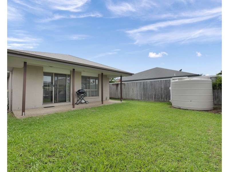 1&2/46 Superior Boulevard, Andergrove QLD 4740