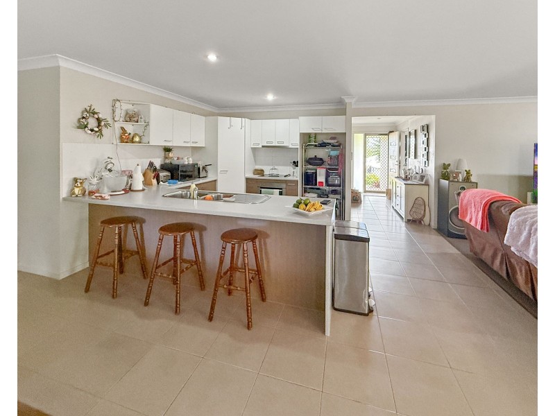 27 Morris Street, Campwin Beach QLD 4737