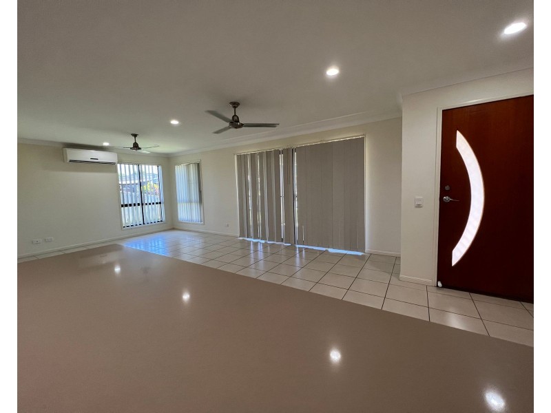 1/33 Schooner Avenue, Bucasia QLD 4750