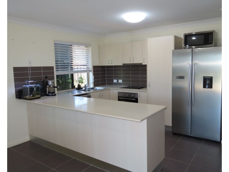 44 Schooner Avenue, Bucasia QLD 4750