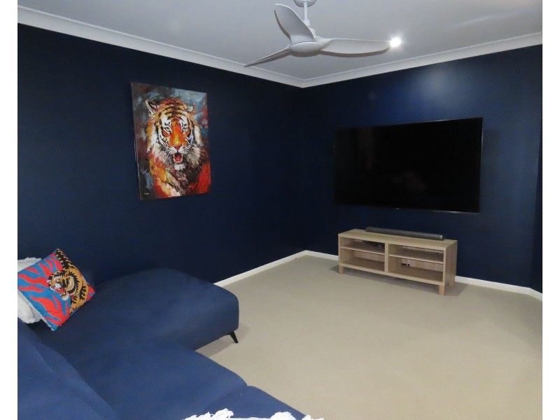 44 Schooner Avenue, Bucasia QLD 4750