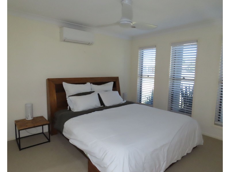 44 Schooner Avenue, Bucasia QLD 4750