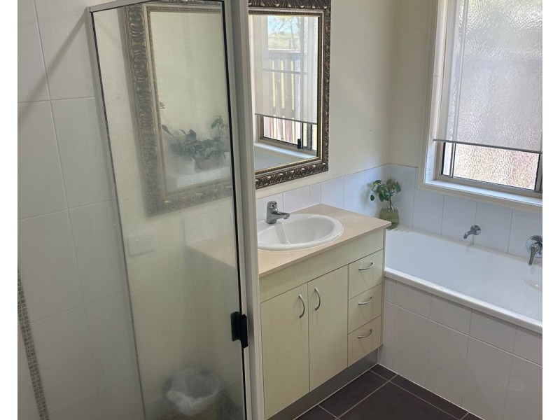 44 Schooner Avenue, Bucasia QLD 4750