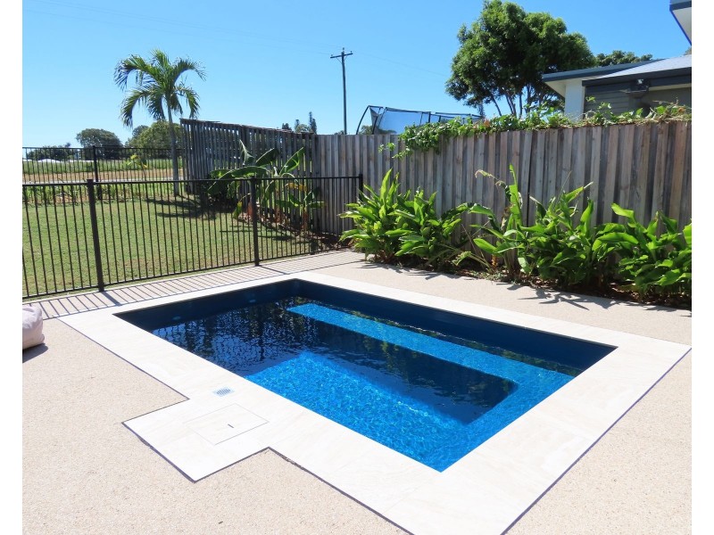 44 Schooner Avenue, Bucasia QLD 4750