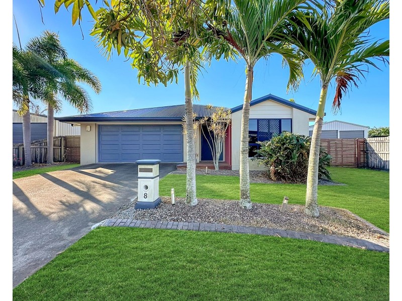 8 Lance Street, Bucasia QLD 4750