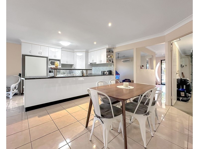 8 Lance Street, Bucasia QLD 4750