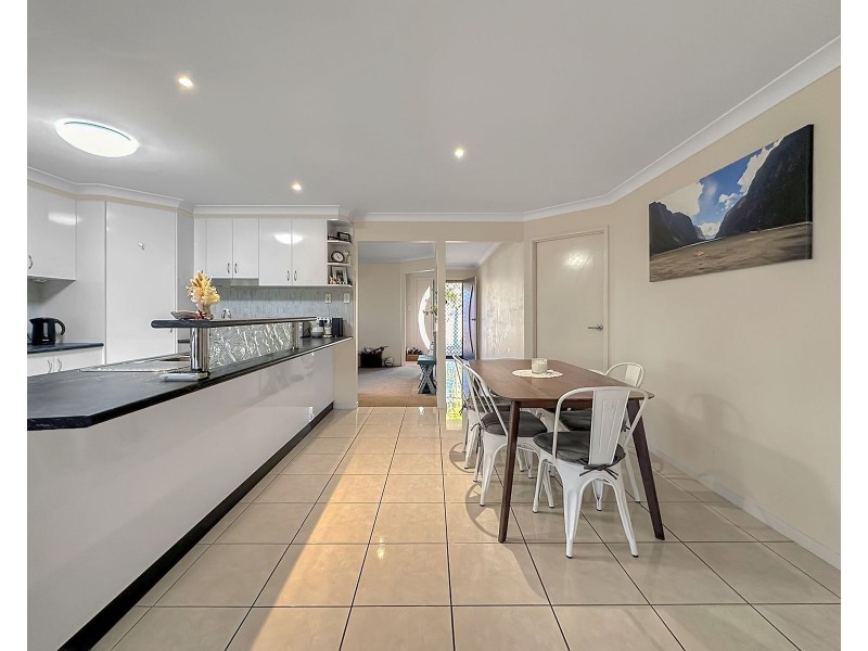 8 Lance Street, Bucasia QLD 4750