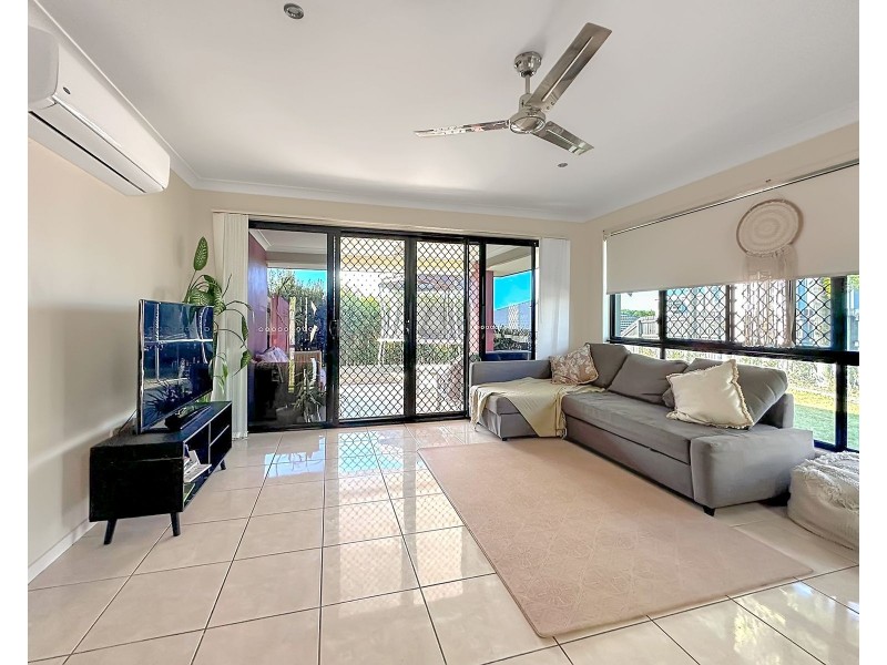 8 Lance Street, Bucasia QLD 4750