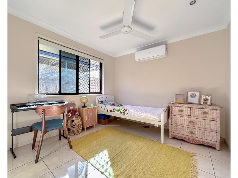 8 Lance Street, Bucasia QLD 4750