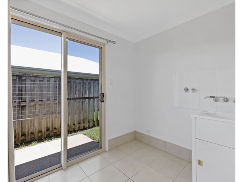 50 Newport Parade, Blacks Beach QLD 4740