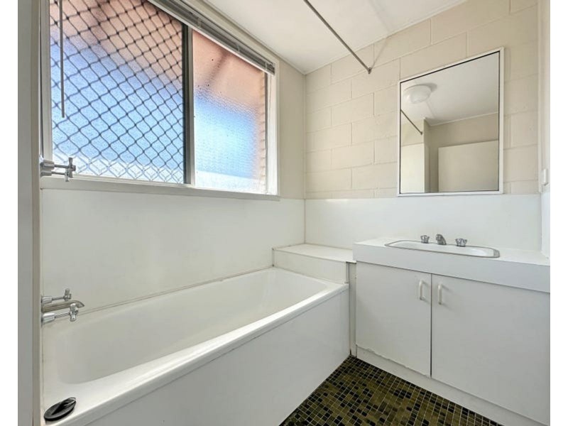 4/8 East Gordon Street, Mackay QLD 4740