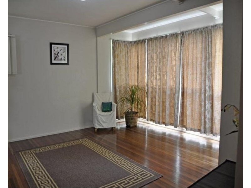 81 Edmonds Street, Bucasia QLD 4750