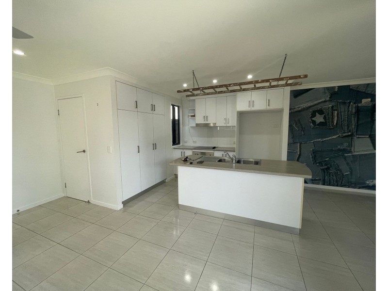 45 Maranark Avenue, Mount Pleasant QLD 4740