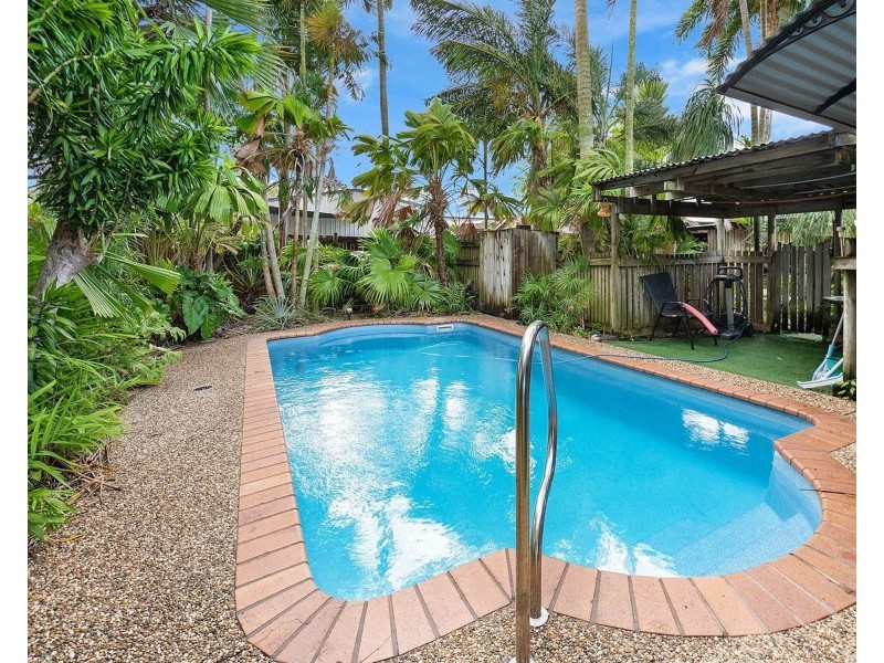 11 PERRY STREET, West Mackay QLD 4740