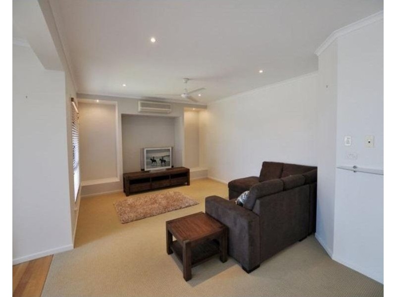 28 Sailaway Drive, Eimeo QLD 4740