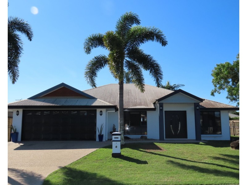 7 Bluewater Court, Bucasia QLD 4750