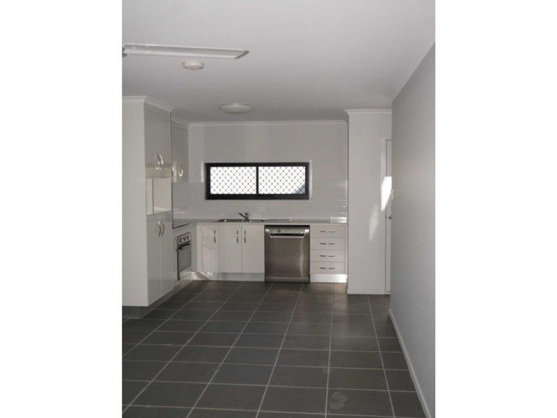 8/2 Makybe Diva Drive, Ooralea QLD 4740
