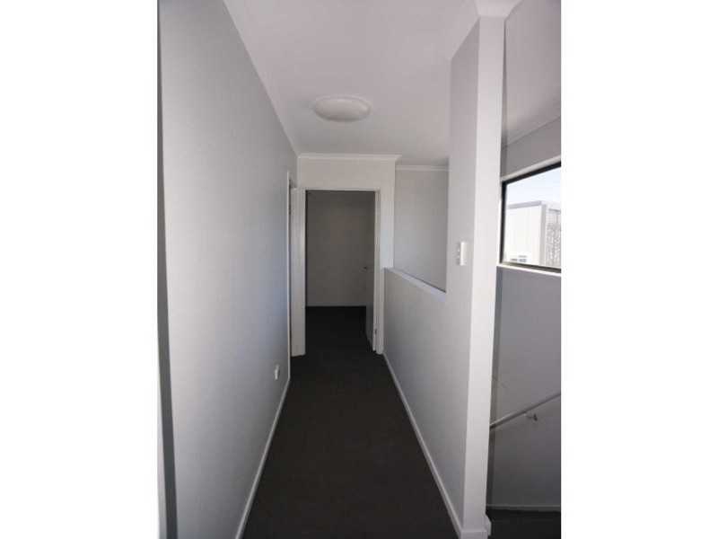 8/2 Makybe Diva Drive, Ooralea QLD 4740