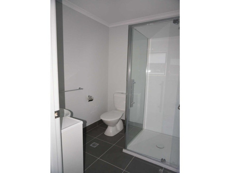 8/2 Makybe Diva Drive, Ooralea QLD 4740