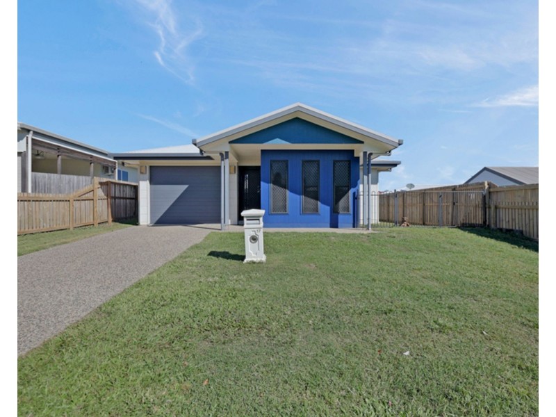 17 Sonoran Street, Rural View QLD 4740